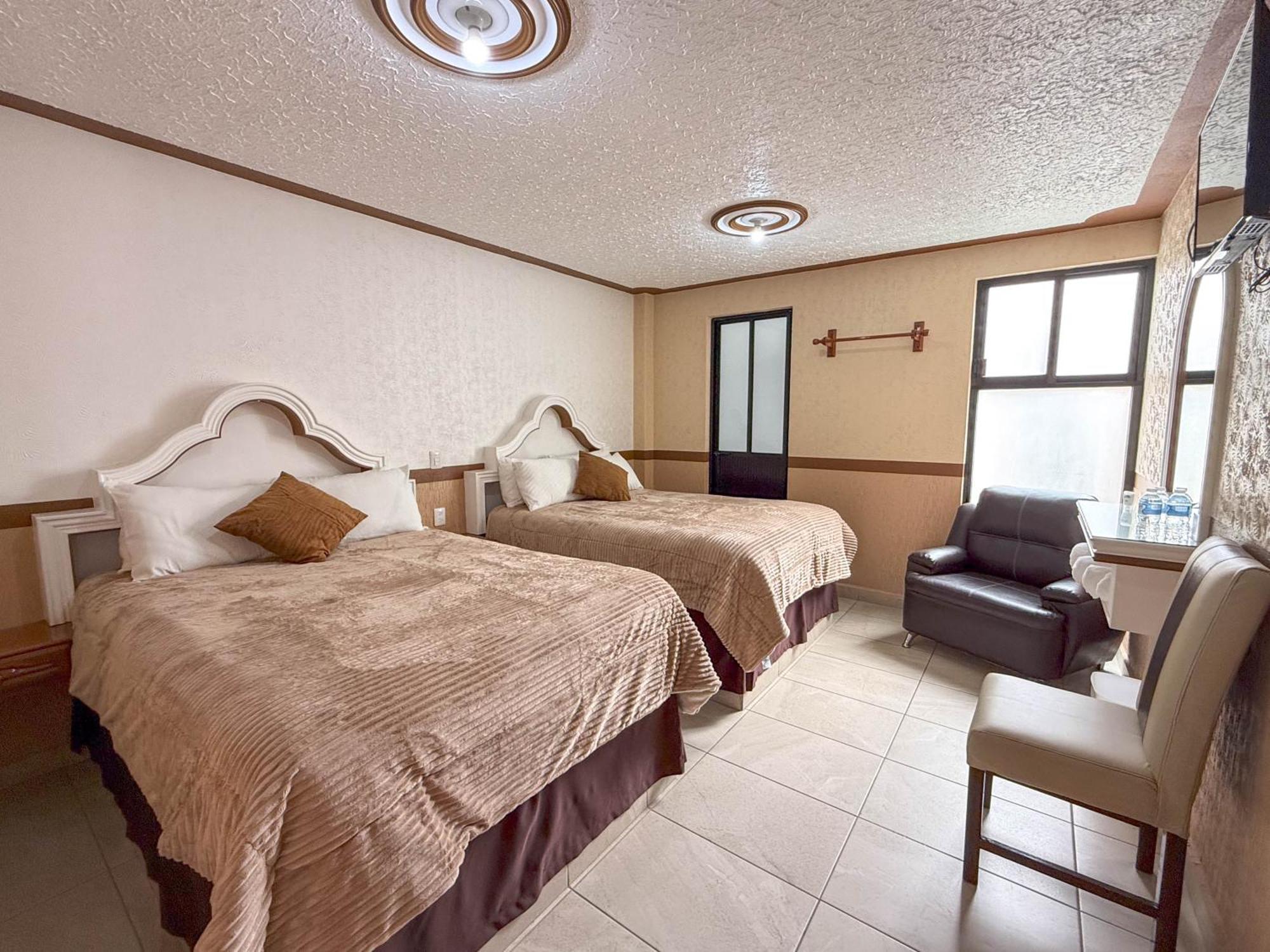 Hotel La Gloria تشيغناهوابان المظهر الخارجي الصورة