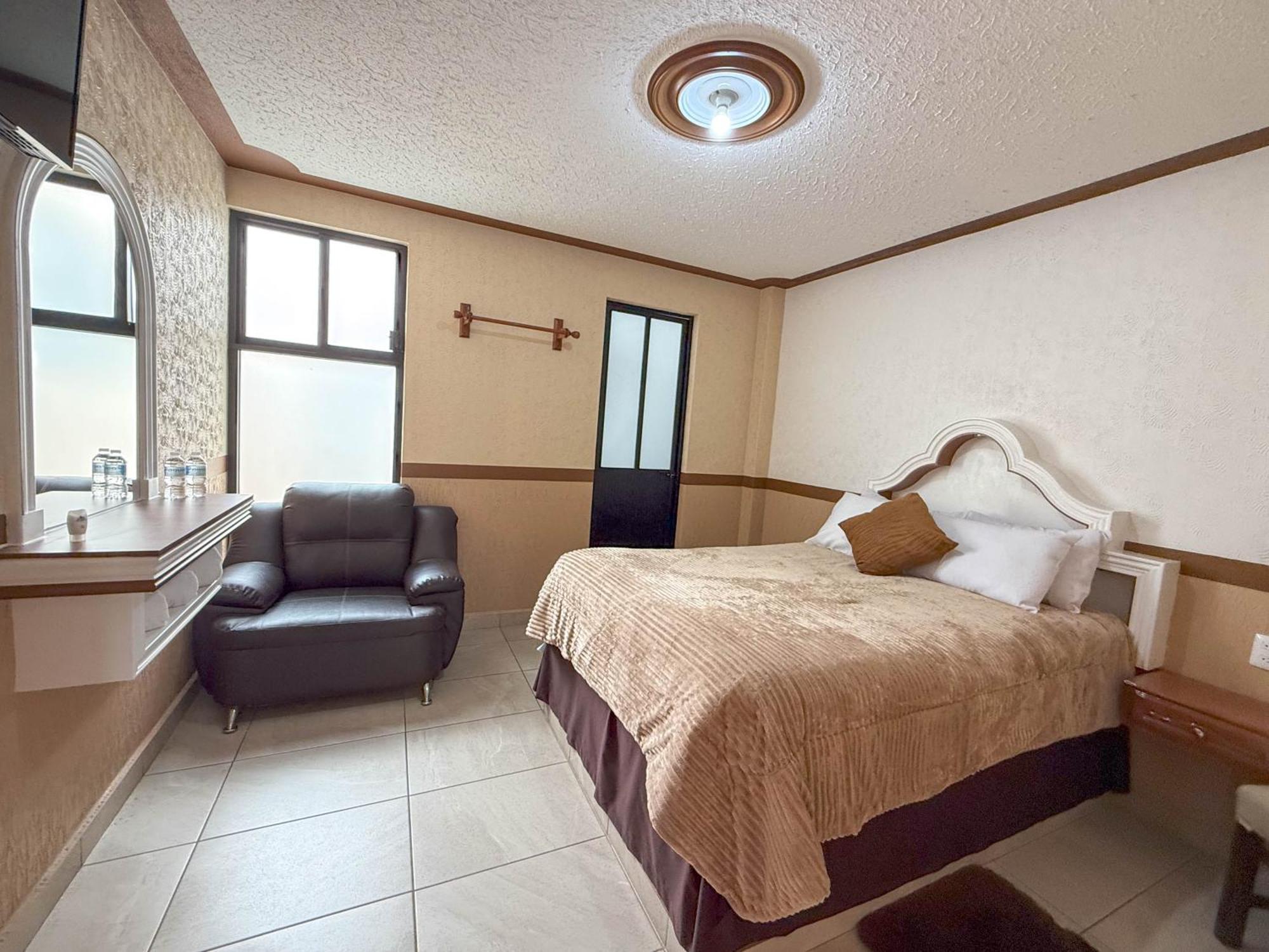 Hotel La Gloria تشيغناهوابان المظهر الخارجي الصورة